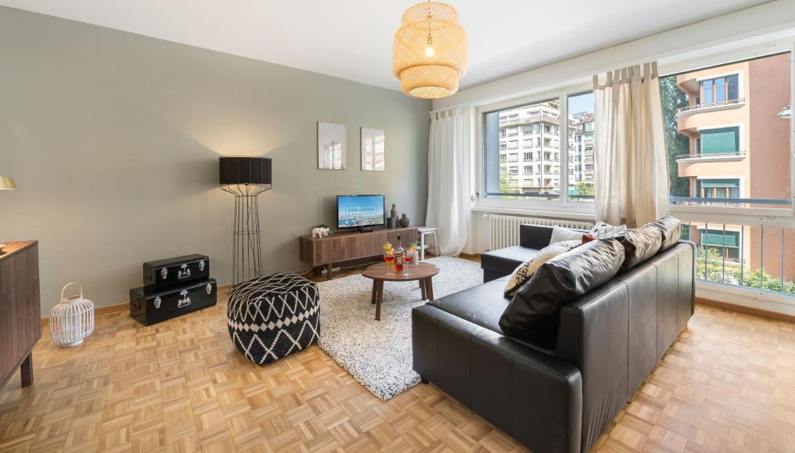 Athenee 40 Residence By Homenhancement Женева Экстерьер фото